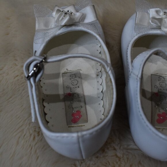Baby Girls White Dress Shoes Size 3 - Picture 9 of 11